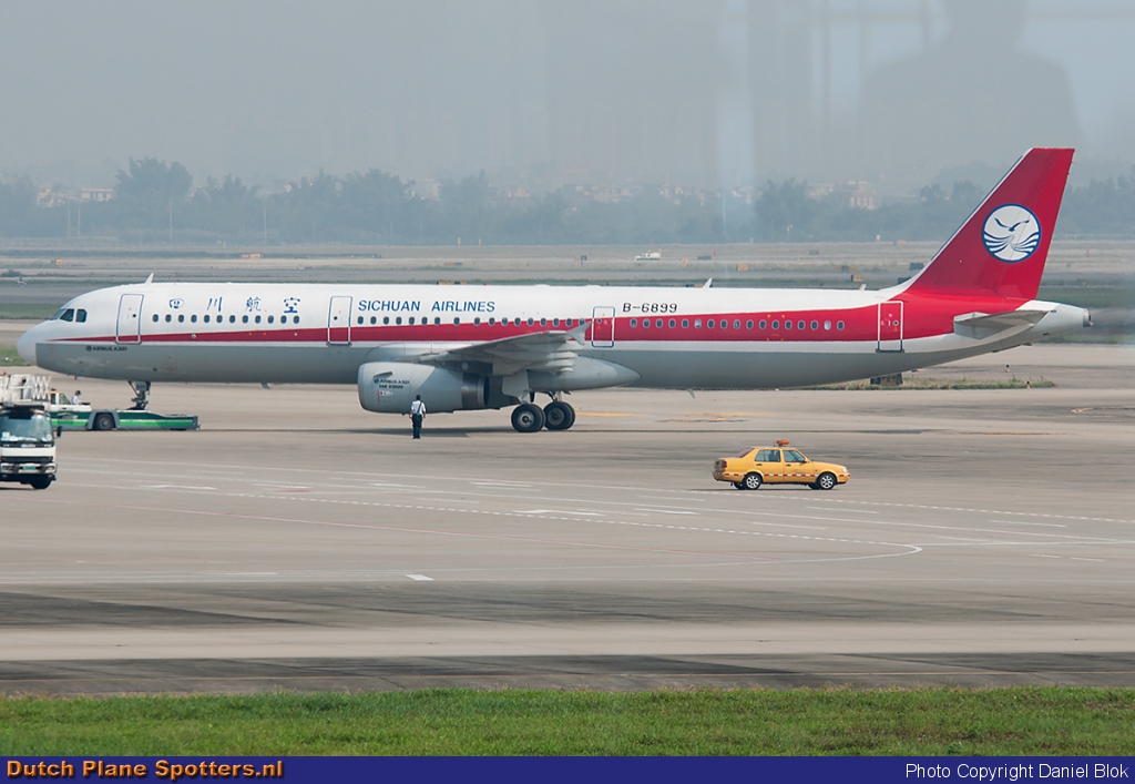 B-6899 Airbus A321 Sichuan Airlines by Daniel Blok
