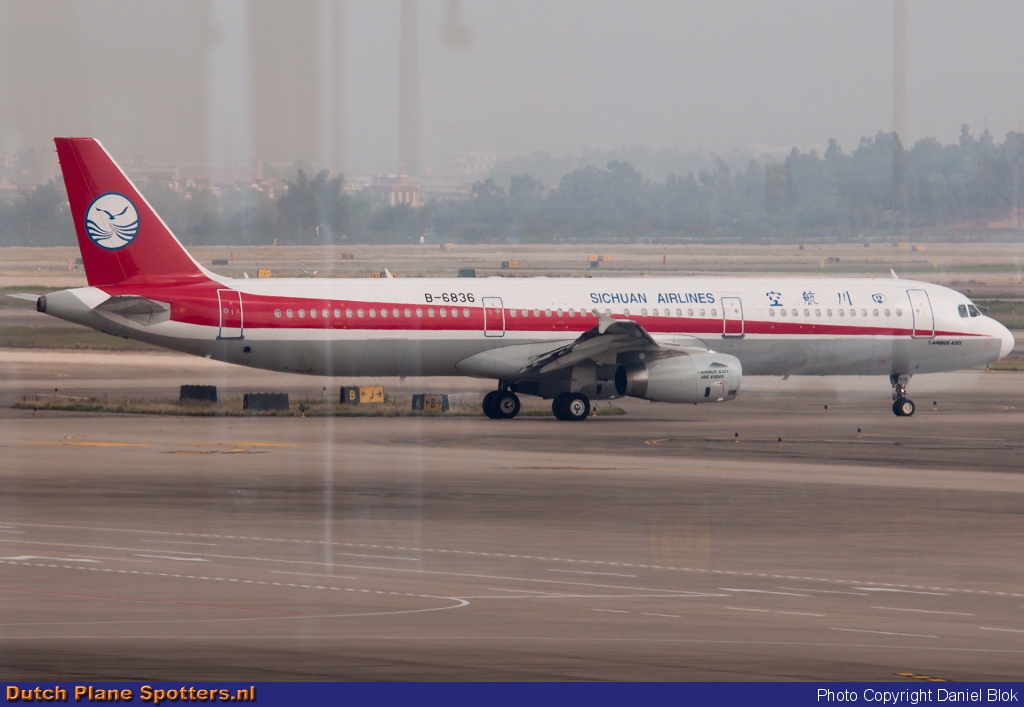 B-6836 Airbus A321 Sichuan Airlines by Daniel Blok