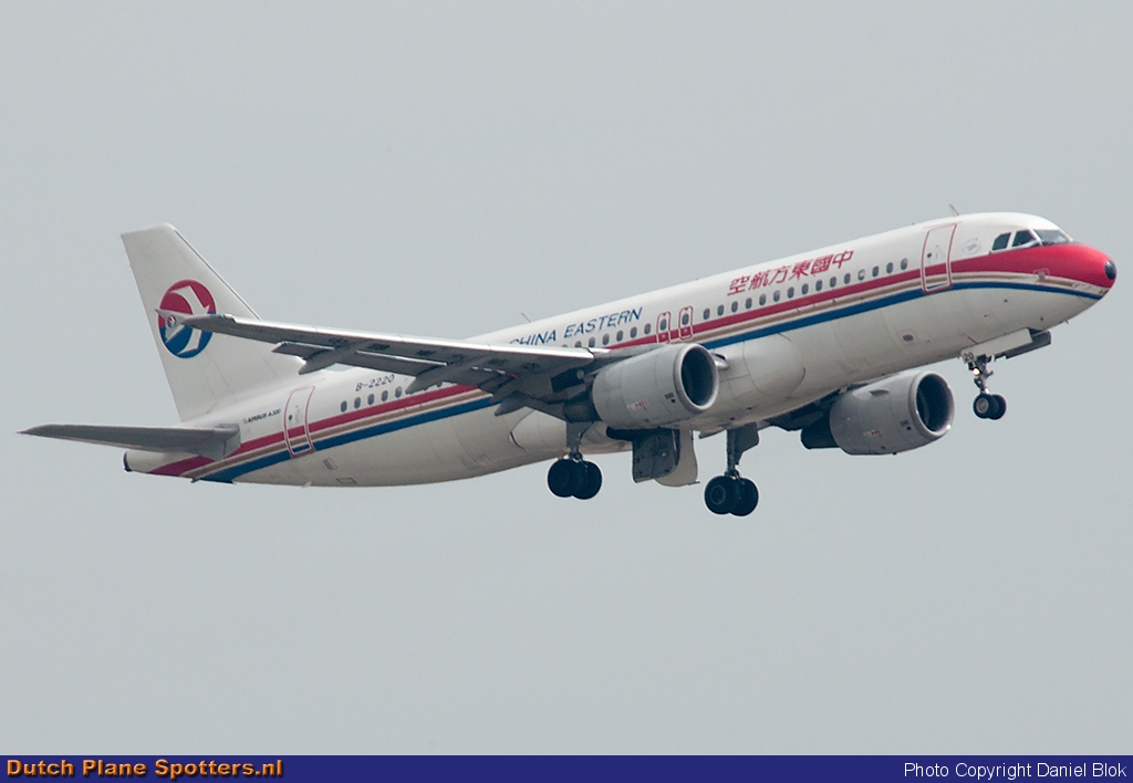 B-2220 Airbus A320 China Eastern Airlines by Daniel Blok