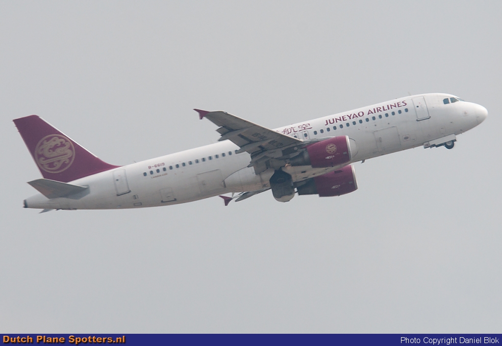 B-6619 Airbus A320 Juneyao Airlines by Daniel Blok