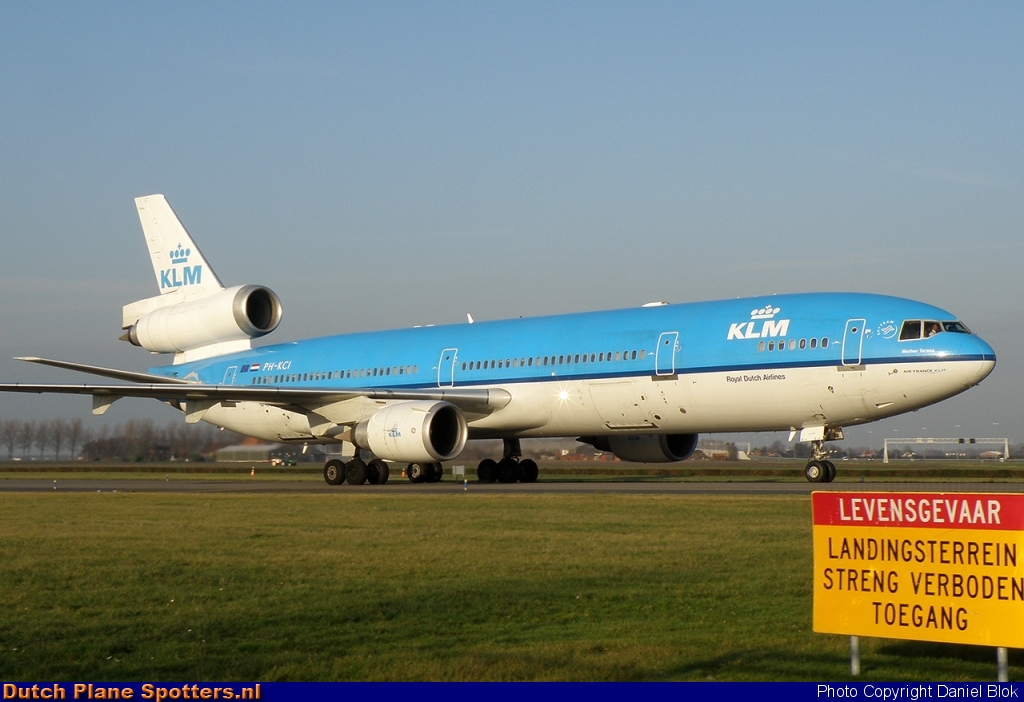PH-KCI McDonnell Douglas MD-11 KLM Royal Dutch Airlines by Daniel Blok