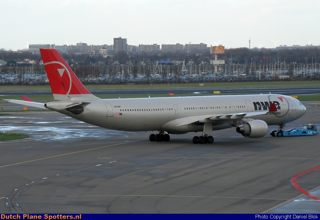 N813NW Airbus A330-300 Northwest Airlines by Daniel Blok