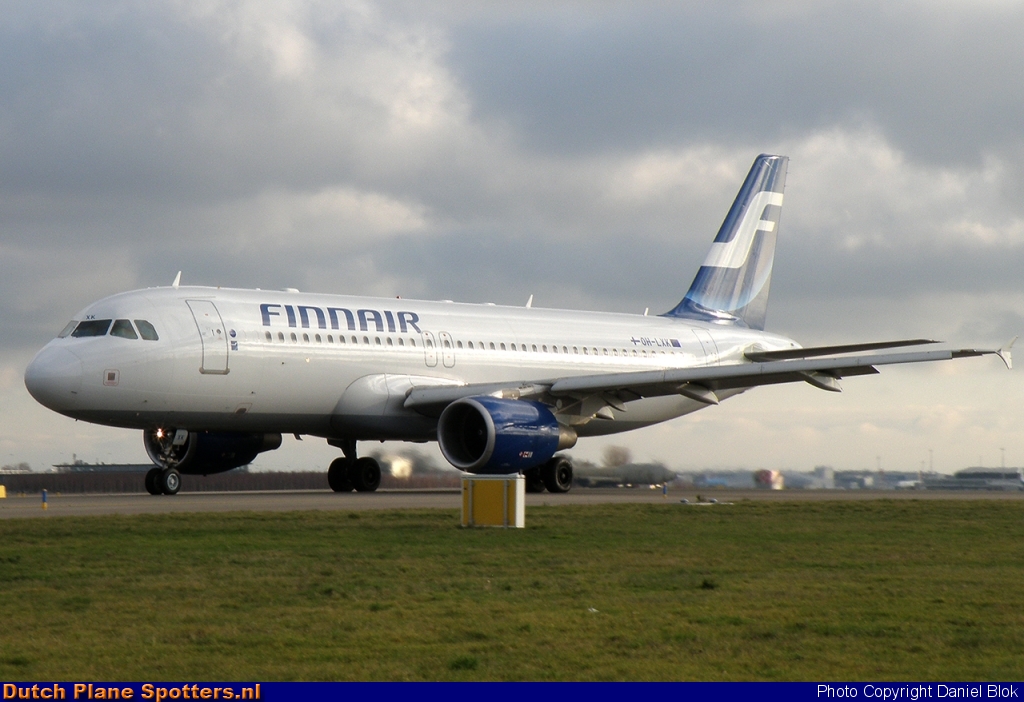 OH-LXK Airbus A320 Finnair by Daniel Blok