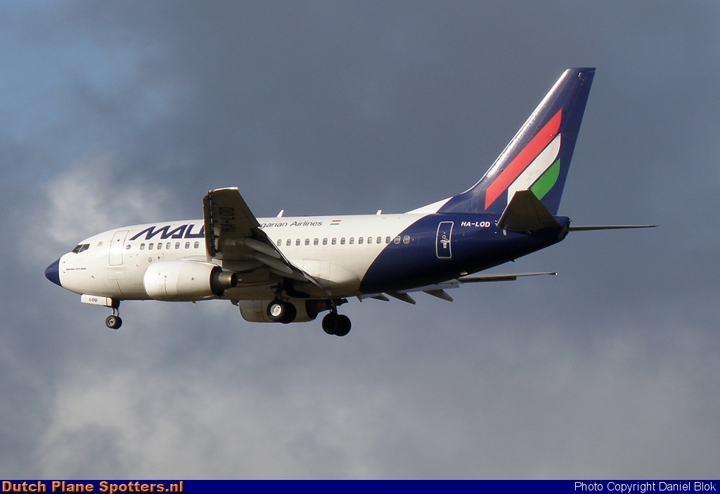 HA-LOD Boeing 737-600 Malev Hungarian Airlines by Daniel Blok