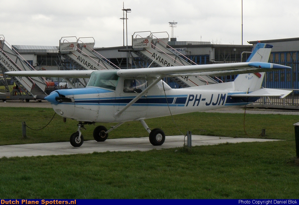 PH-JJM Cessna 152 Stichting Vliegschool Zestienhoven by Daniel Blok