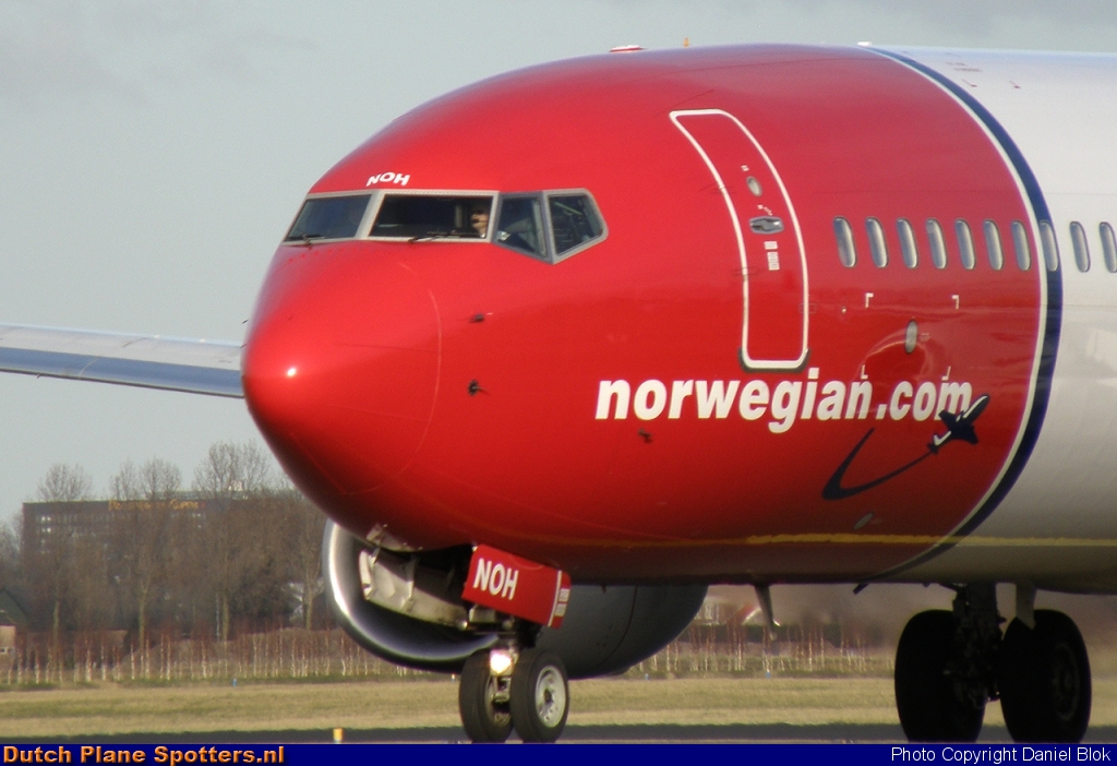 LN-NOH Boeing 737-800 Norwegian Air Shuttle by Daniel Blok