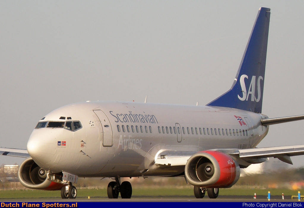 LN-BRV Boeing 737-500 SAS Scandinavian Airlines by Daniel Blok