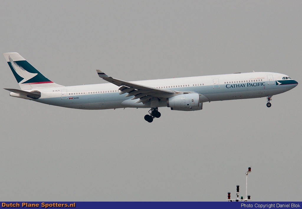 B-HLH Airbus A330-300 Cathay Pacific by Daniel Blok