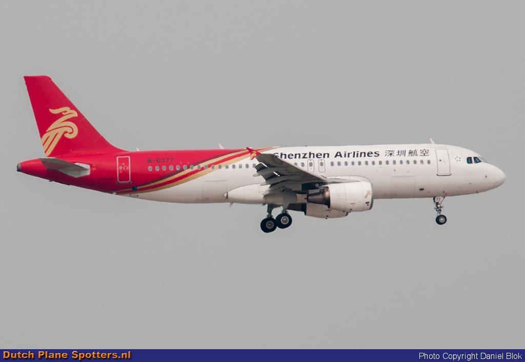 B-6377 Airbus A320 Shenzhen Airlines by Daniel Blok