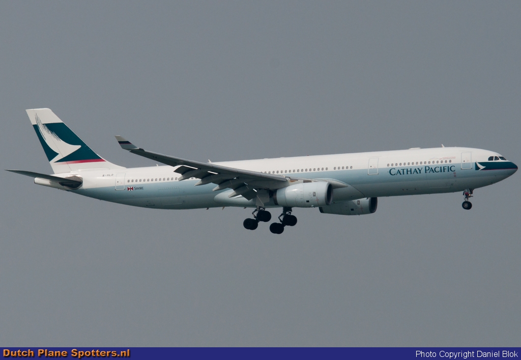 B-HLD Airbus A330-300 Cathay Pacific by Daniel Blok