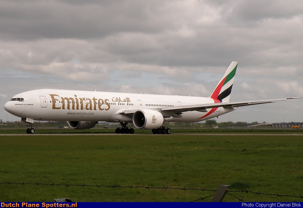 A6-ECL Boeing 777-300 Emirates by Daniel Blok