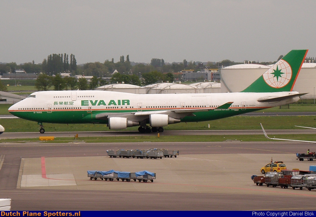 B-16403 Boeing 747-400 Eva Air by Daniel Blok