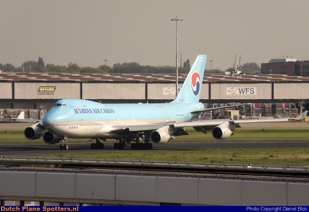 HL7600 Boeing 747-400 Korean Air Cargo by Daniel Blok