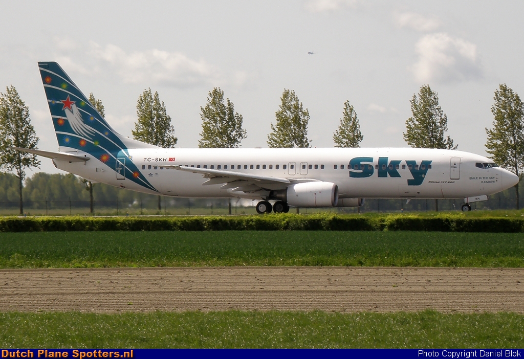 TC-SKH Boeing 737-800 Sky Airlines by Daniel Blok