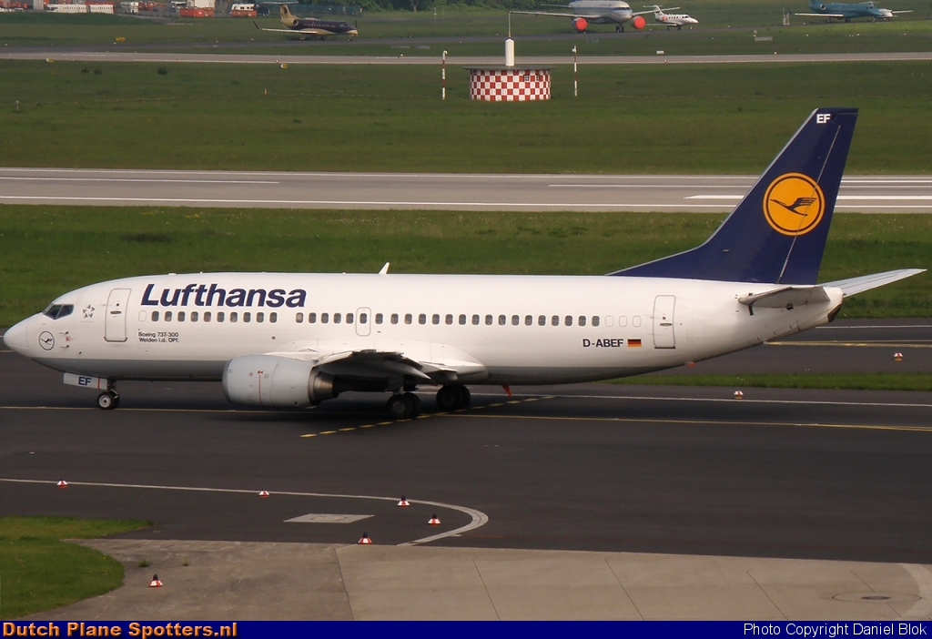 D-ABEF Boeing 737-300 Lufthansa by Daniel Blok