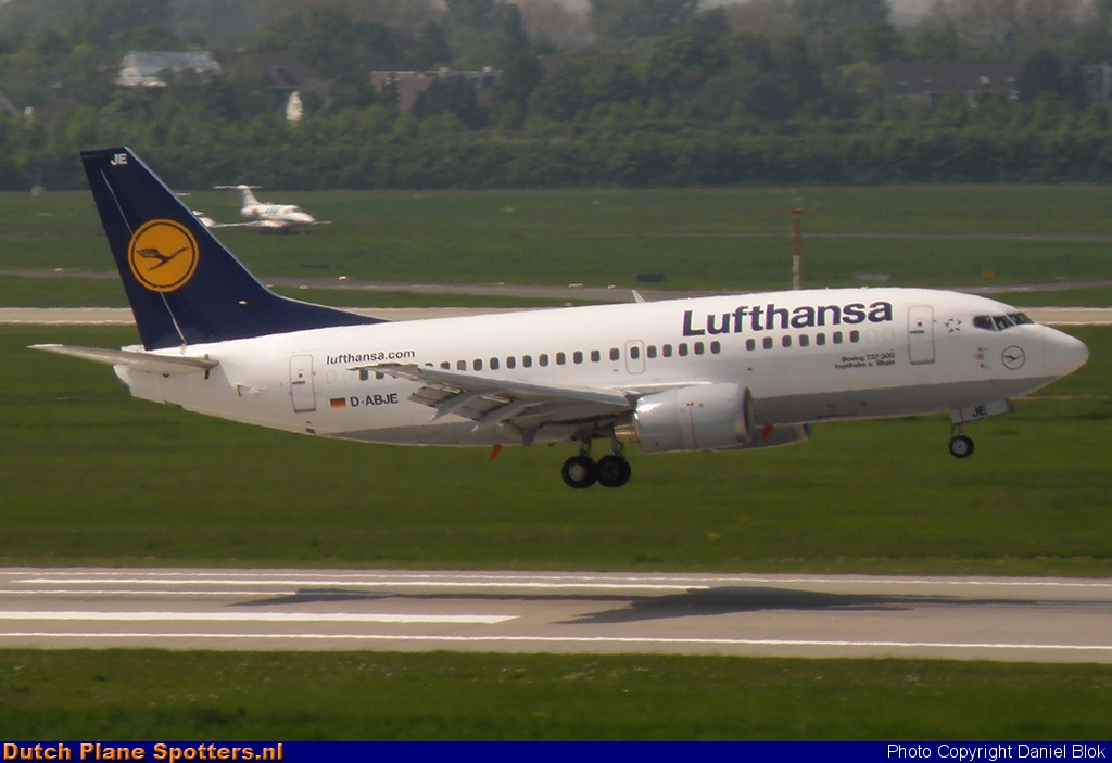 D-ABJE Boeing 737-500 Lufthansa by Daniel Blok