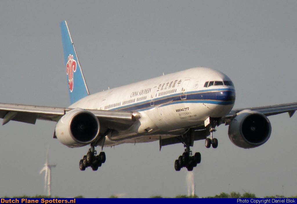 B-2062 Boeing 777-200 China Southern by Daniel Blok