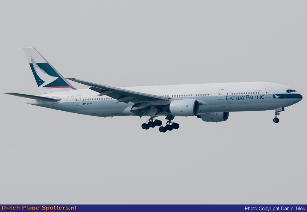 B-HNA Boeing 777-200 Cathay Pacific by Daniel Blok