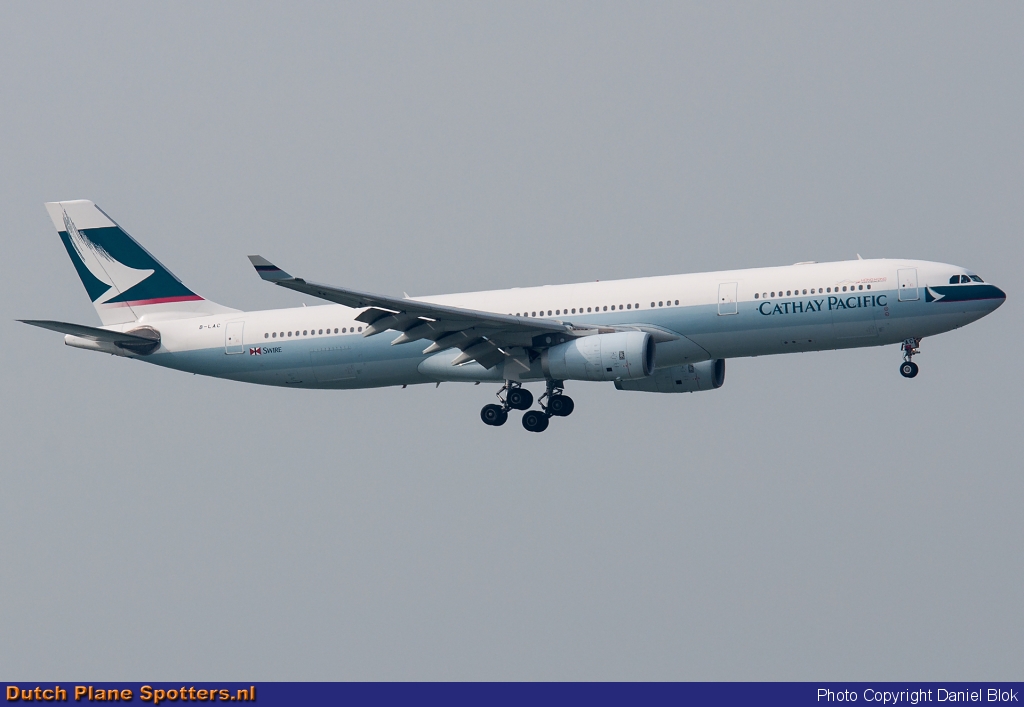 B-LAC Airbus A330-300 Cathay Pacific by Daniel Blok