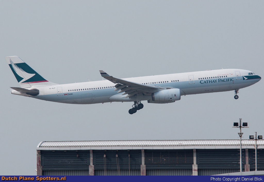 B-HLP Airbus A330-300 Cathay Pacific by Daniel Blok