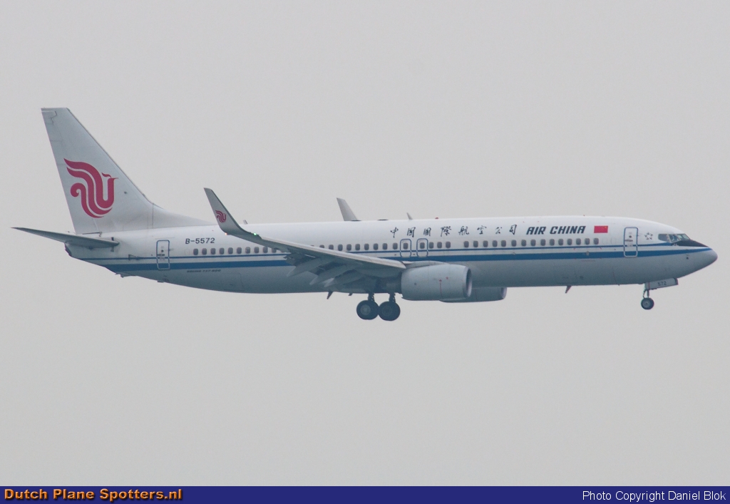 B-5572 Boeing 737-800 Air China by Daniel Blok