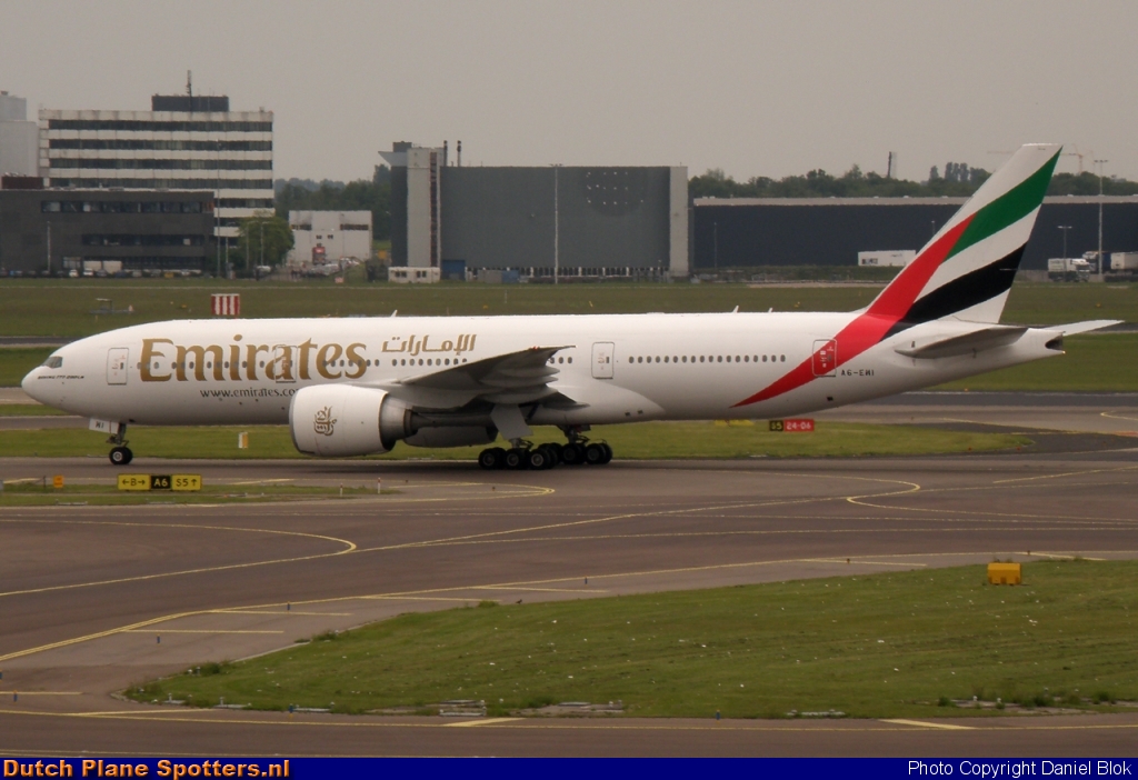 A6-EWI Boeing 777-200 Emirates by Daniel Blok