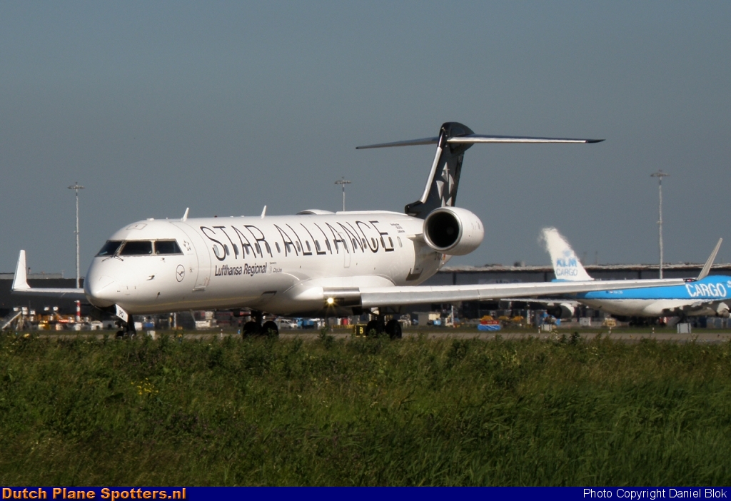 D-ACPQ Bombardier Canadair CRJ700 CityLine (Lufthansa Regional) by Daniel Blok