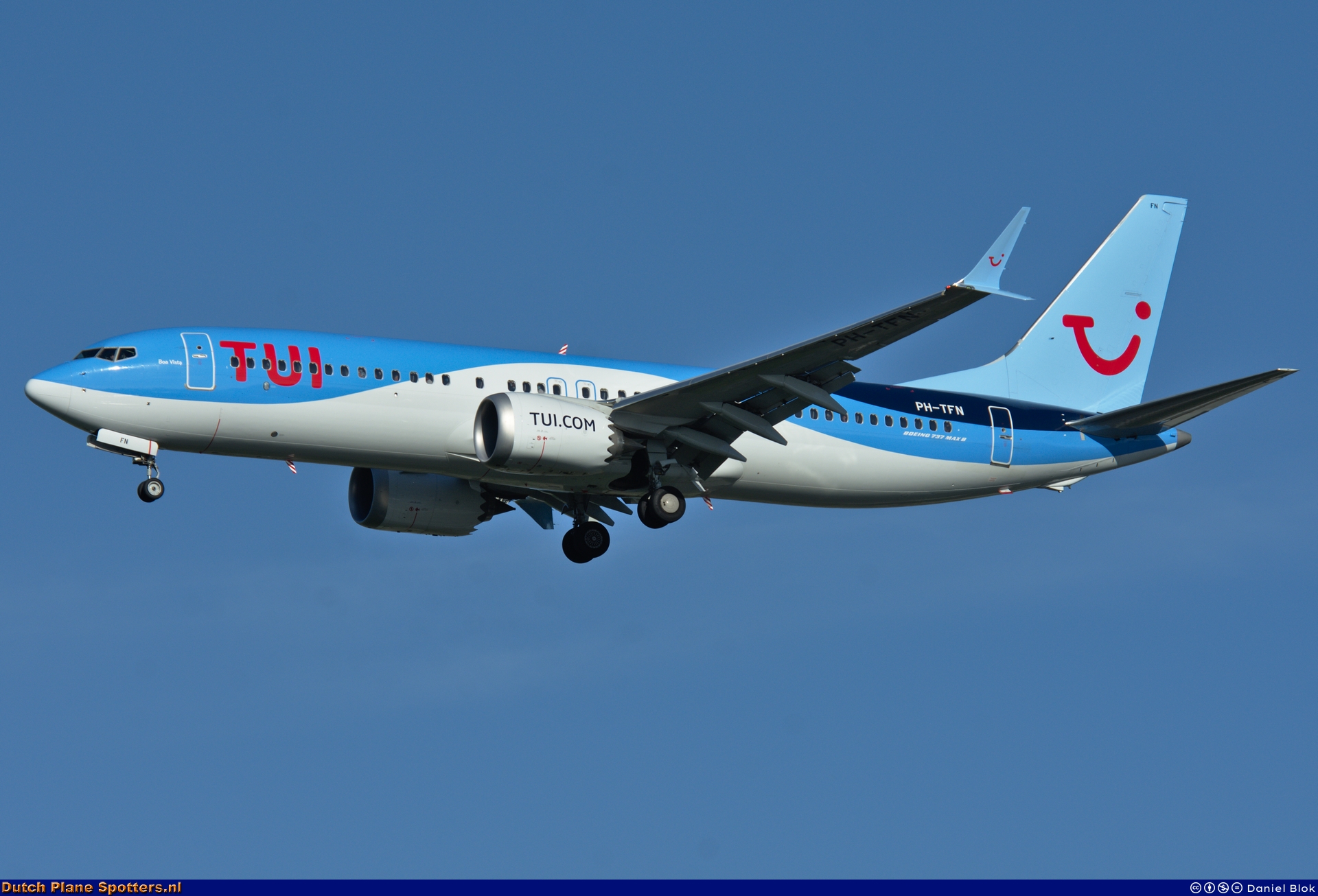 PH-TFN Boeing 737 MAX 8 TUI Airlines Netherlands by Daniel Blok