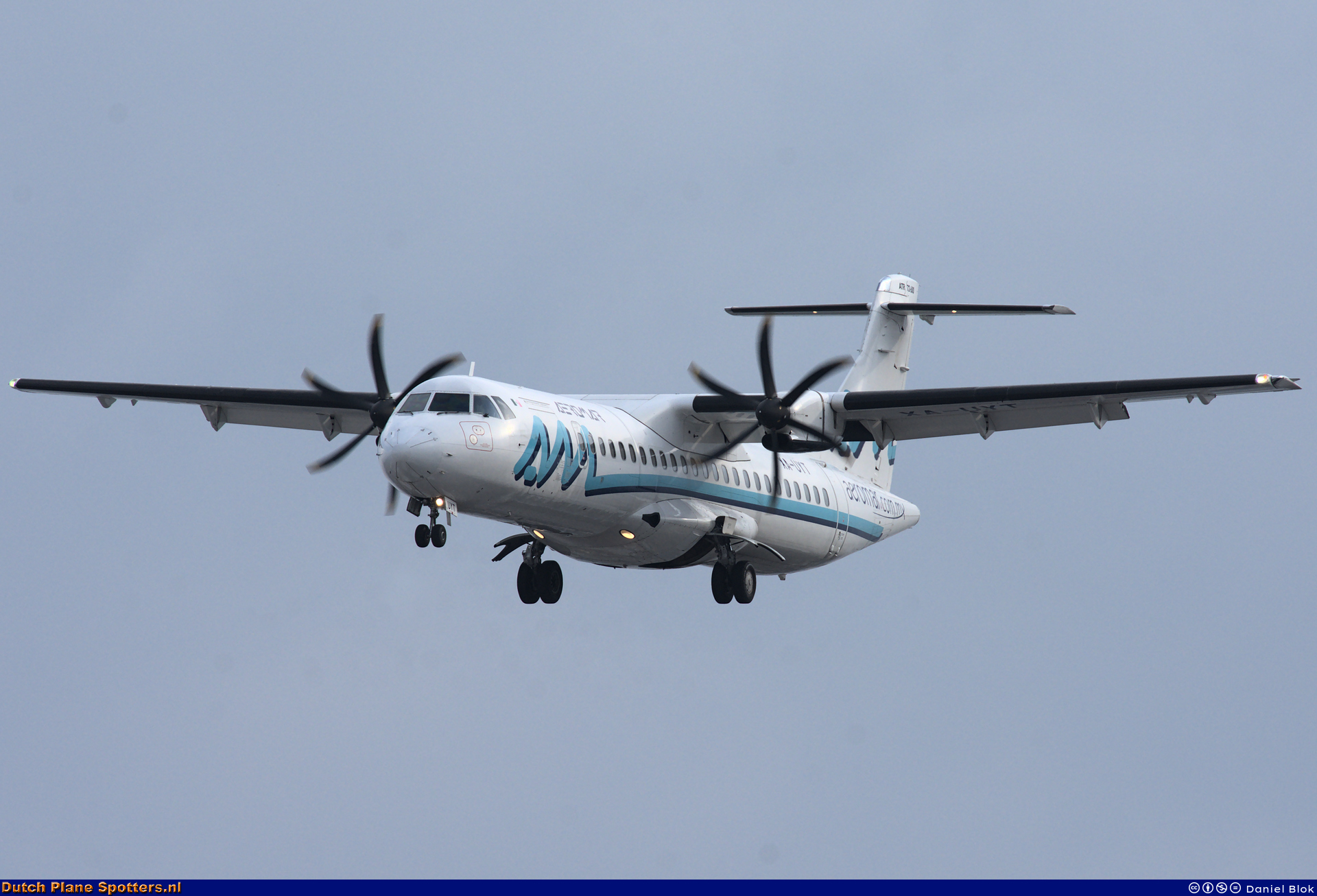 XA-UYT ATR 72-600 Aeromar Airlines by Daniel Blok