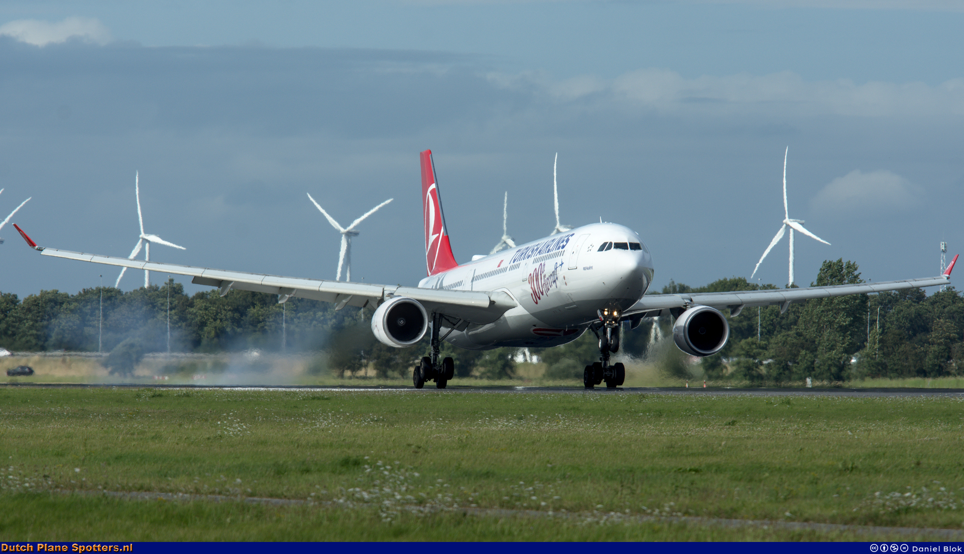 TC-LNC Airbus A330-300 Turkish Airlines by Daniel Blok
