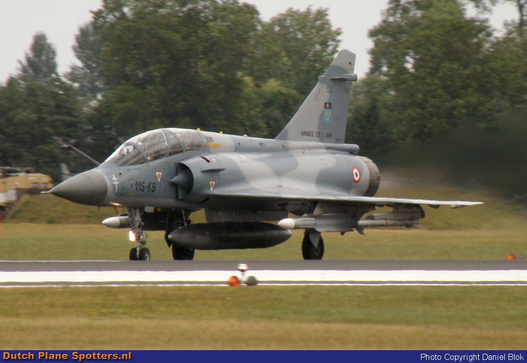 528 / 115-KS Dassault Mirage 2000 MIL - French Air Force by Daniel Blok