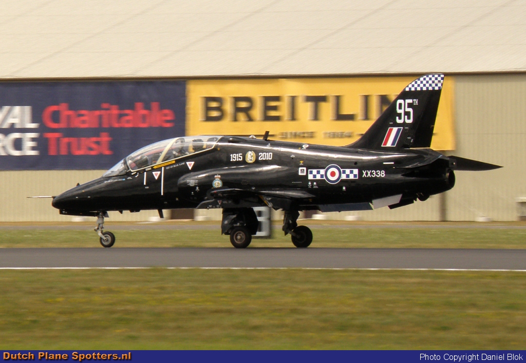 XX338 BAe Hawk T1 MIL - British Royal Air Force by Daniel Blok