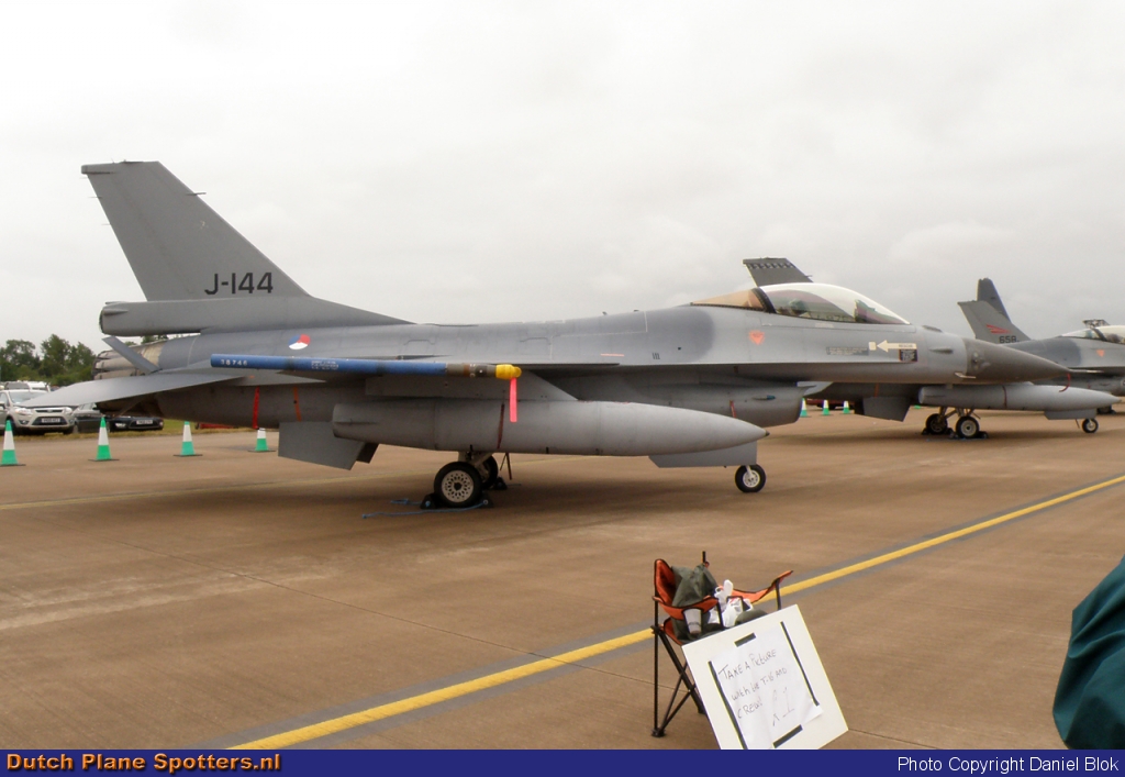 J-144 General Dynamics F-16 Fighting Falcon MIL - Dutch Royal Air Force by Daniel Blok