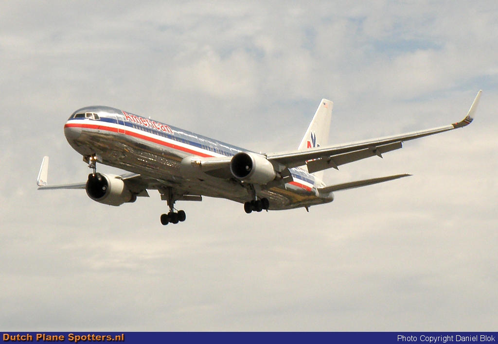 N179AA Boeing 757-200 American Airlines by Daniel Blok