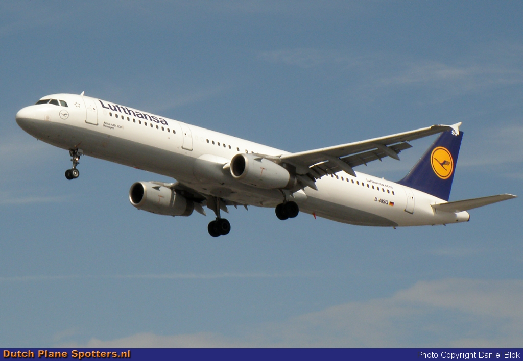 D-AISG Airbus A321 Lufthansa by Daniel Blok