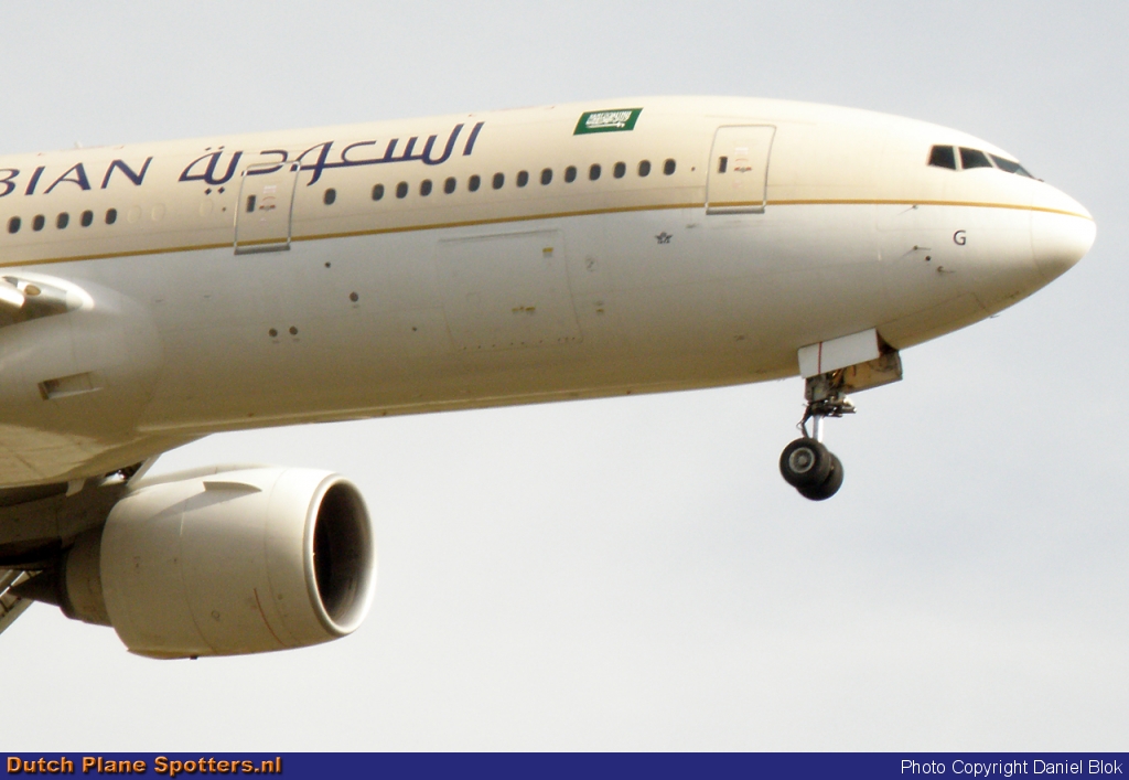 HZ-AKG Boeing 777-200 Saudi Arabian Airlines by Daniel Blok