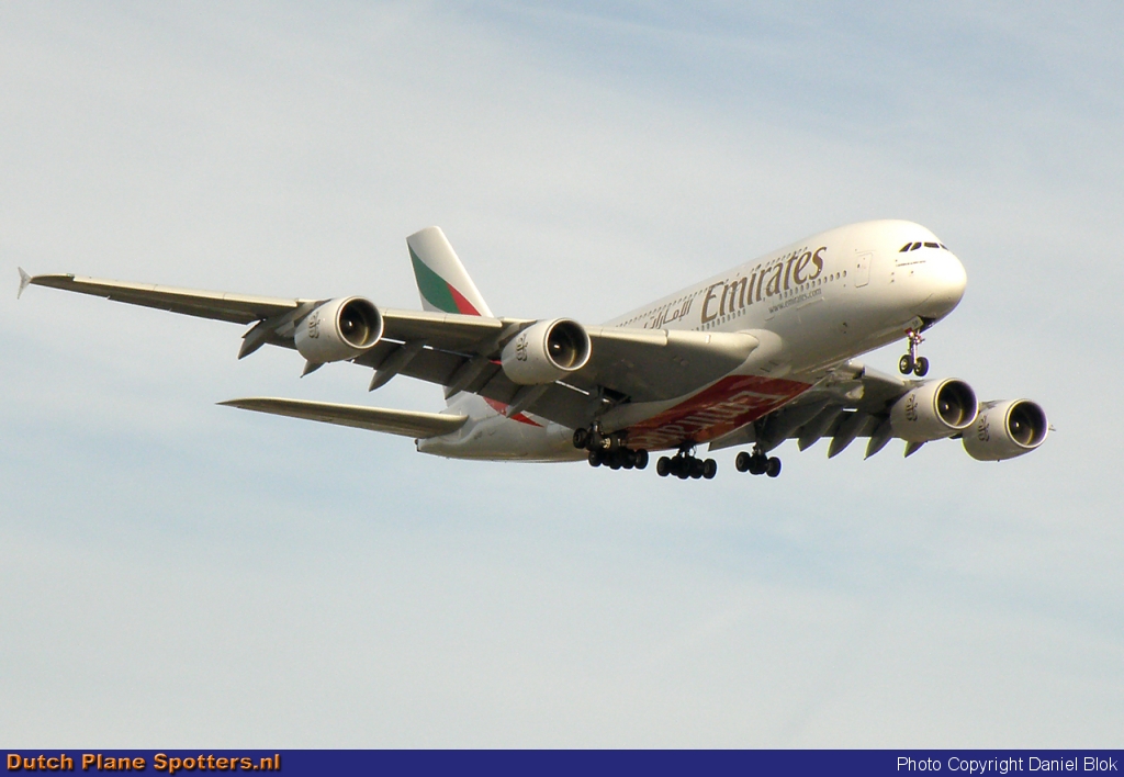 A6-EDF Airbus A380-800 Emirates by Daniel Blok