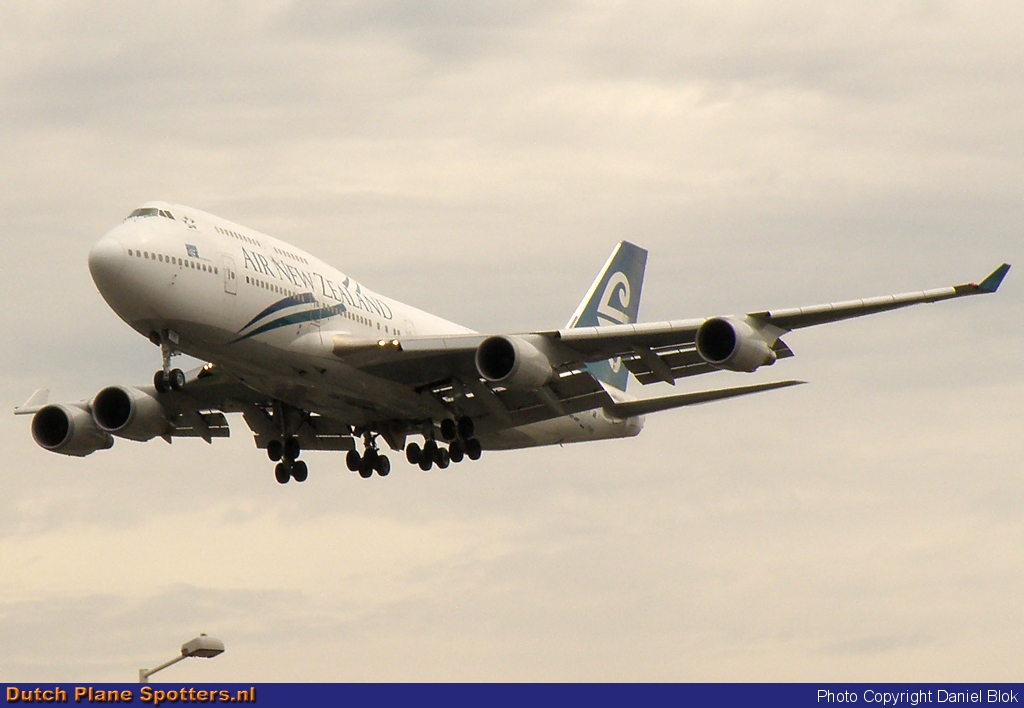 ZK-NBW Boeing 747-400 Air New Zealand by Daniel Blok