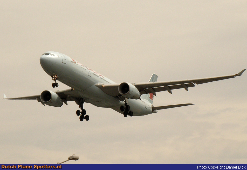 C-GHKW Airbus A330-300 Air Canada by Daniel Blok