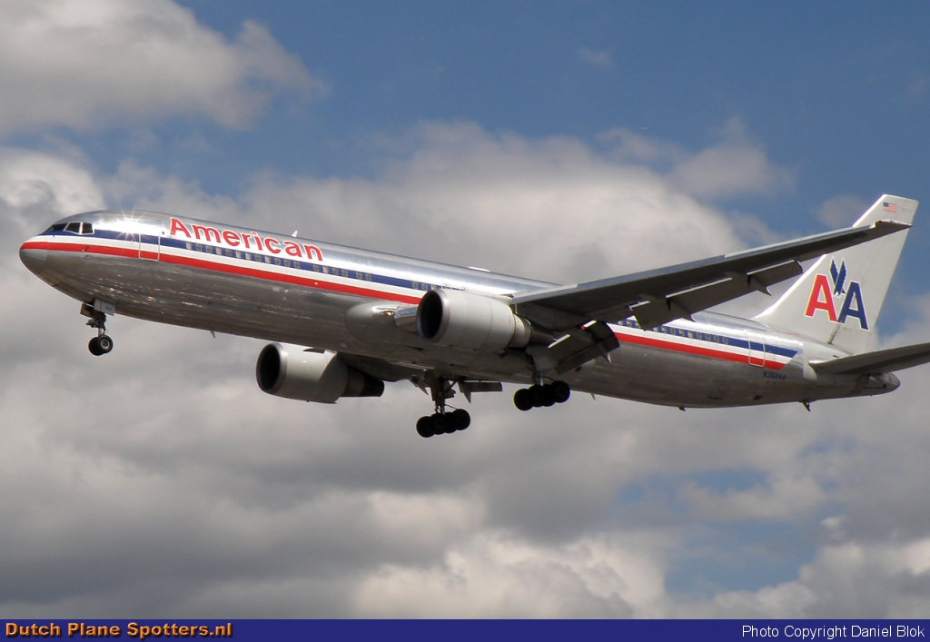 N362AA Boeing 767-300 American Airlines by Daniel Blok