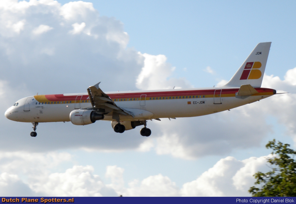 EC-JDM Airbus A321 Iberia by Daniel Blok