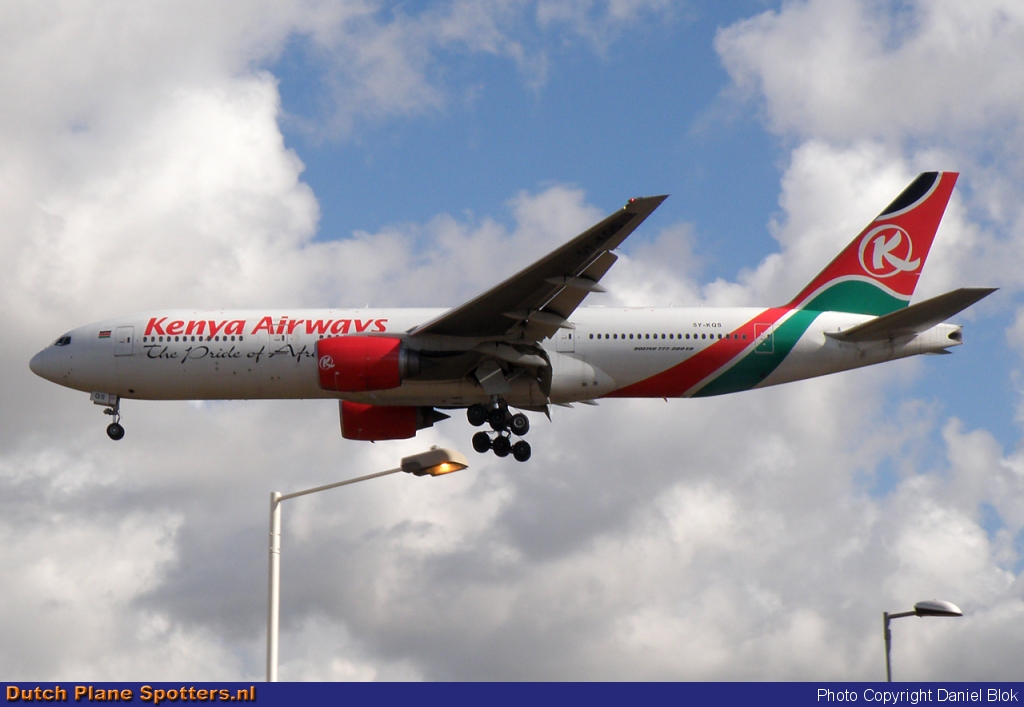 5Y-KQS Boeing 777-200 Kenya Airways by Daniel Blok