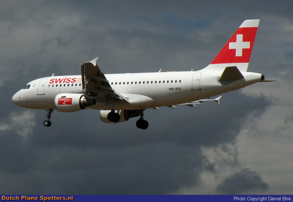 HB-IPU Airbus A319 Swiss International Air Lines by Daniel Blok