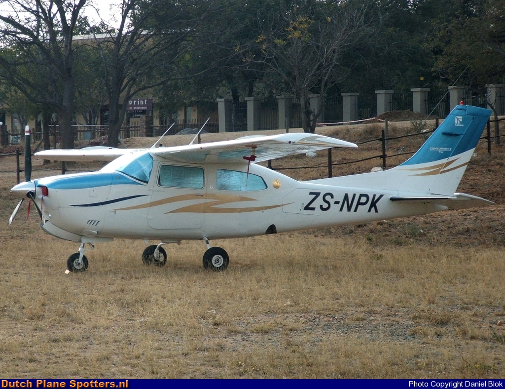 ZS-NPK Cessna 210 Centurion Private by Daniel Blok