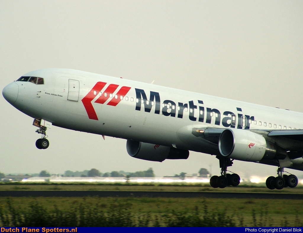 PH-MCG Boeing 767-300 Martinair by Daniel Blok