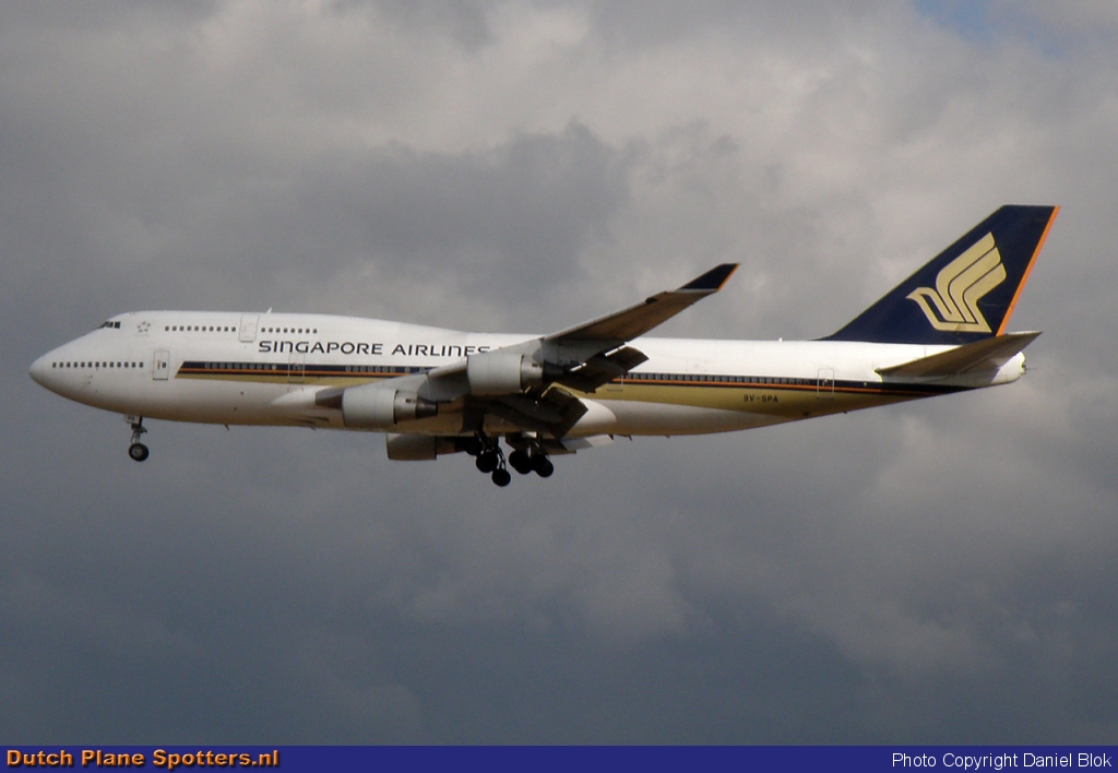 9V-SPA Boeing 747-400 Singapore Airlines by Daniel Blok