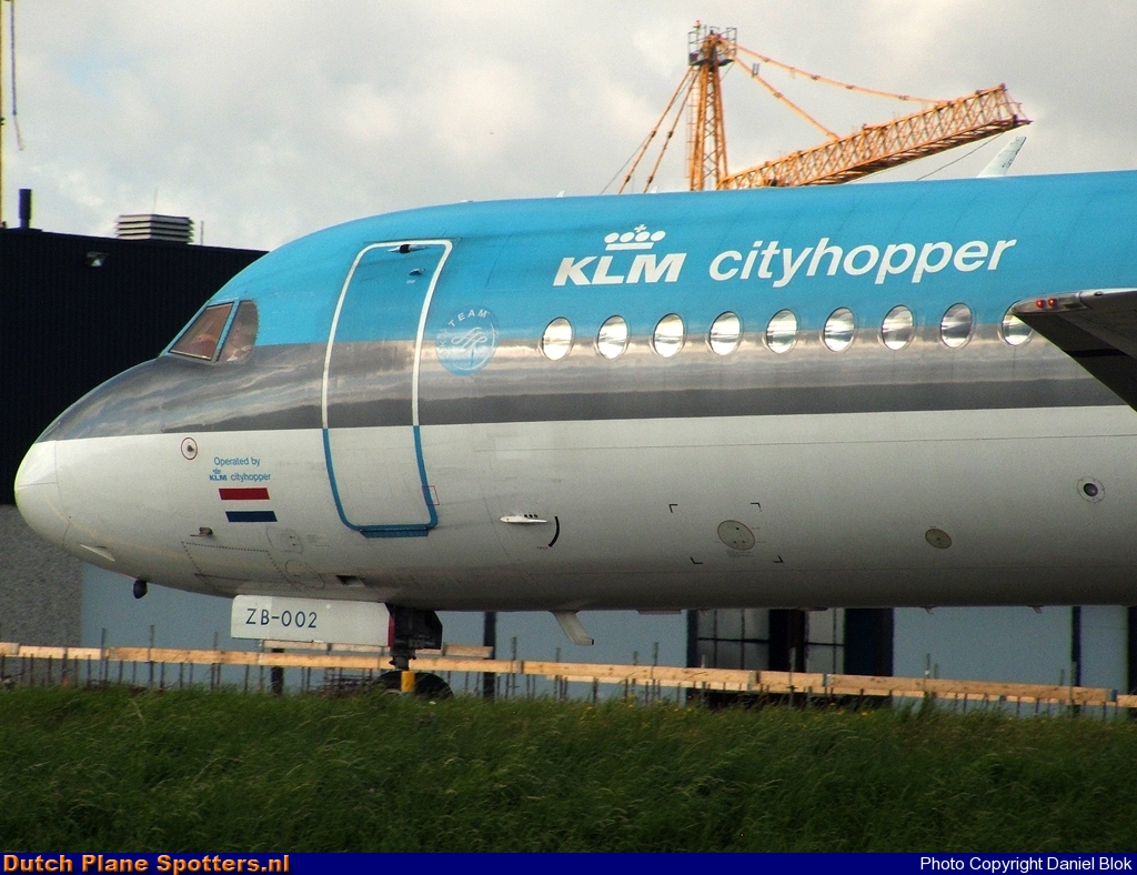 PH-KZB Fokker 70 KLM Cityhopper by Daniel Blok