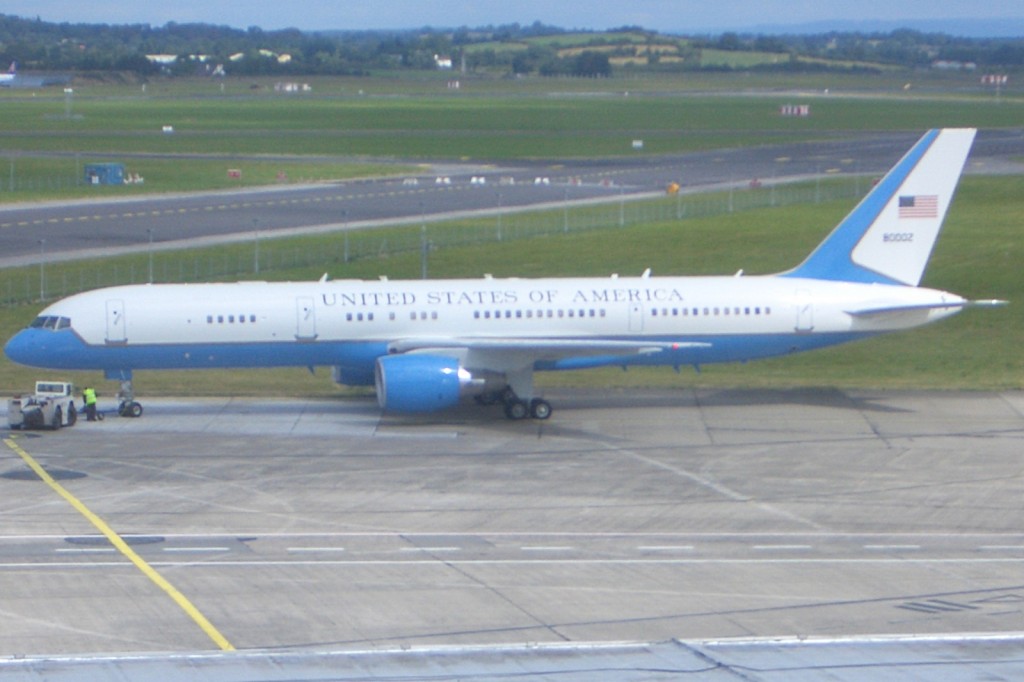 98-8002 Boeing 757-200 (C-32A) MIL - US Air Force by dutchnoob