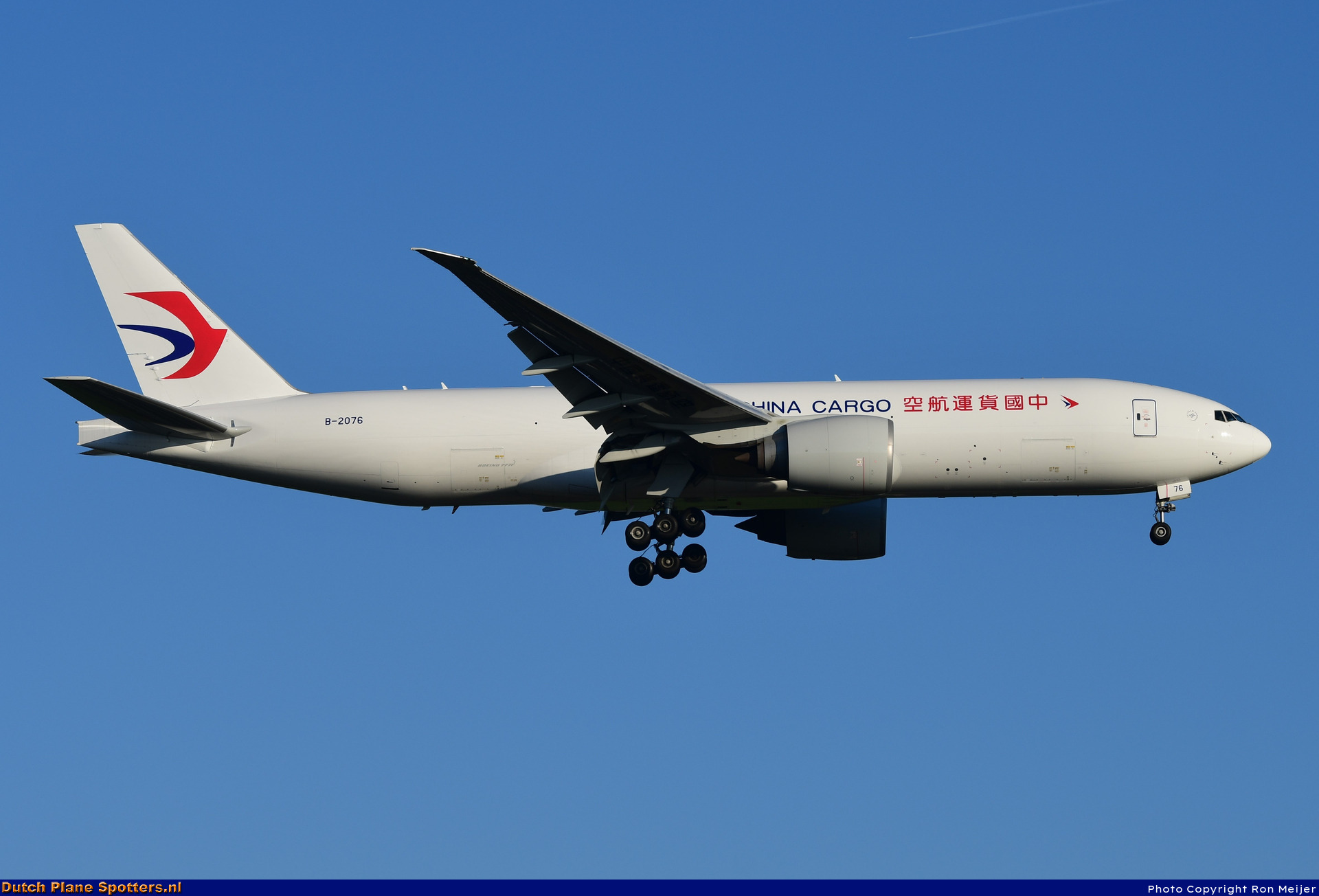 B-2076 Boeing 777-F China Cargo Airlines by Ron Meijer