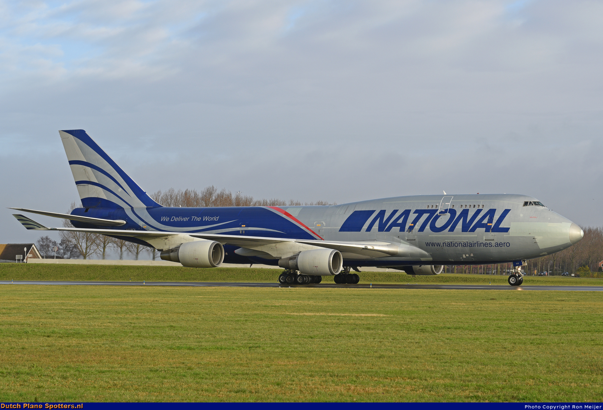 N919CA Boeing 747-400 National Airlines by Ron Meijer